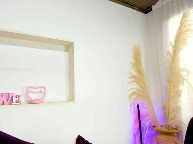 Mariia-Paulaa webcam