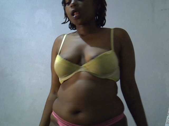 AyanaLuxe101 Live Cam on BongaCams