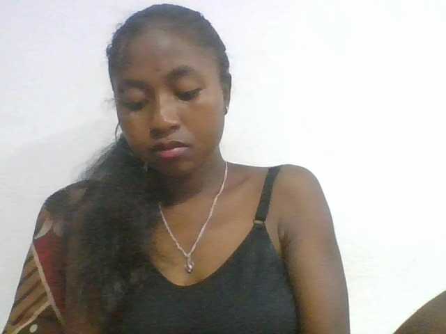 Marinah1a Live Cam on BongaCams