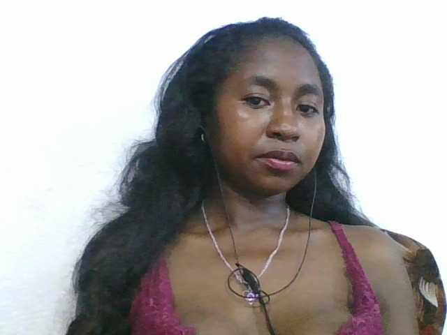 Marinah1a Live Cam on BongaCams