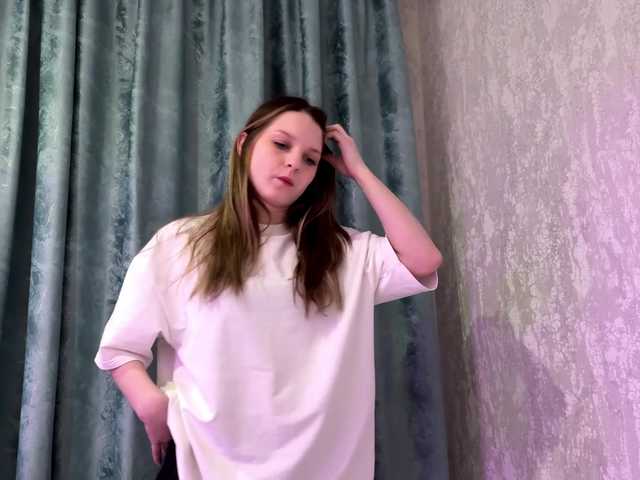 TarahShorb's BongaCams show and profile