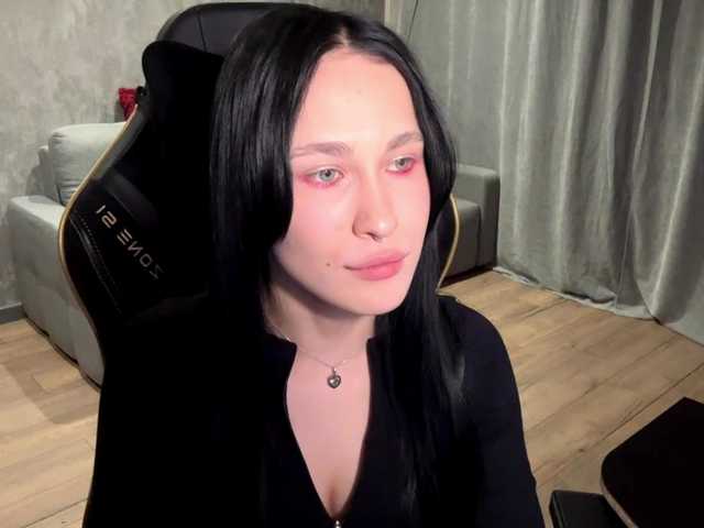 SleepyLina's BongaCams show and profile