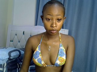 PetiteNoir Porn Show