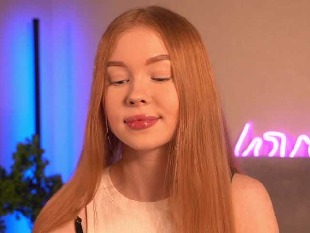 Gazeshn's BongaCams show and profile