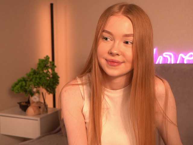 Gazeshn's BongaCams show and profile