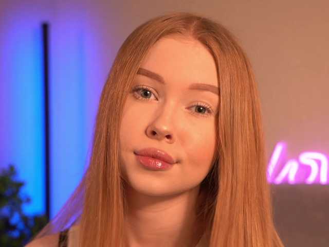 Gazeshn's BongaCams show and profile