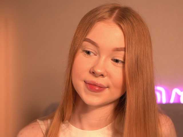 Gazeshn's BongaCams show and profile