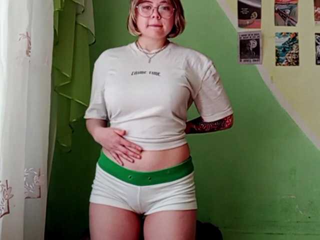 peachpuff's BongaCams show and profile