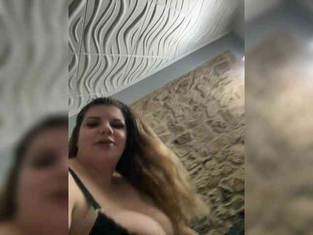 XBazsiSzintiX webcam