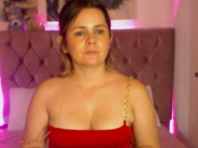 Mildulce11 Live Cam on BongaCams