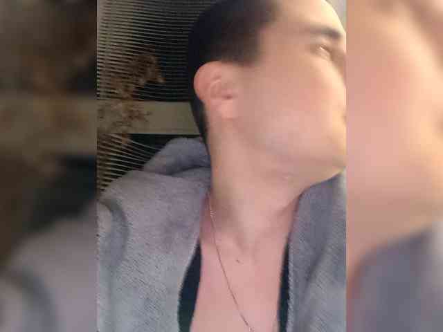 MrKoval3333 Live Webcam on BongaCams