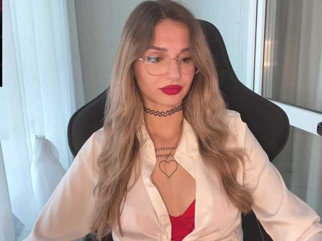 Blue-Berry-'s BongaCams show and profile