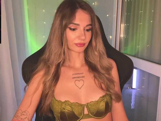 Blue-Berry-'s BongaCams show and profile