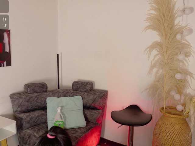 Emma-sexxy Live Cam on BongaCams