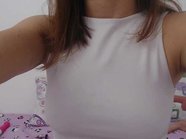 Tiiana's BongaCams show and profile