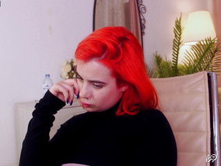red-hair-girl:n kuvakaappaus 2