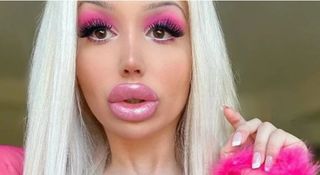 Pump up your lips
