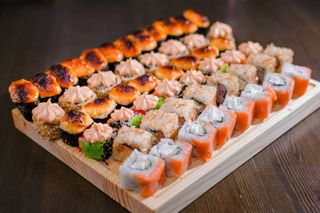 Middle set of rolls