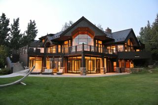 To a country house)
