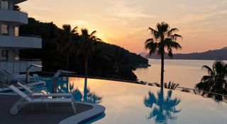 Want to go to the resort