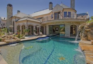 Домик на берегу моря