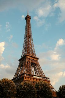 TRAVEL TO PARIS