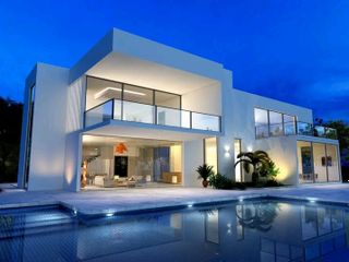Car, house ? vacations, tour