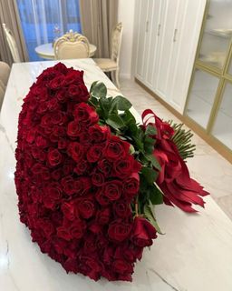 Flowers for no reason :)