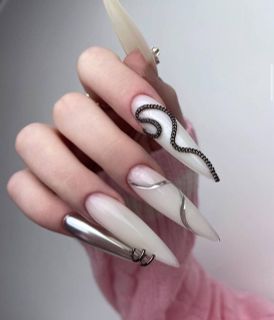 New manicure for Alice