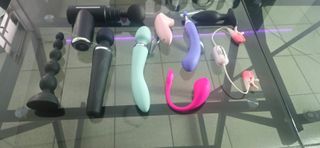 toys