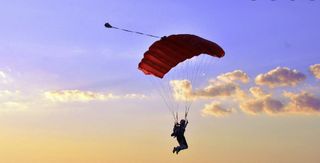 Vuelo en paracaidas
