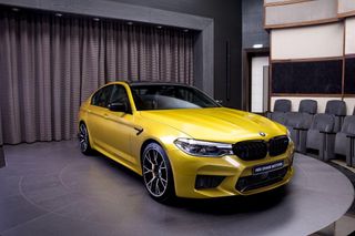 BMW M5 G90