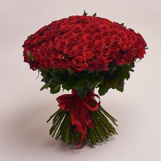 Подарить букет сто одну розу/ Give a bouquet of one hundred and one roses