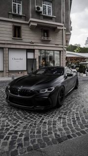 BMW M8