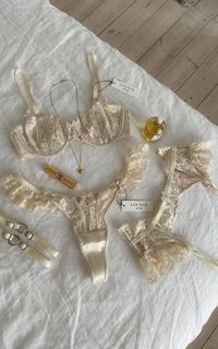 Комплект нижнего белья