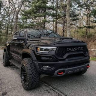 SUV