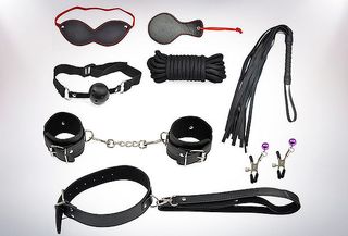 Bondage sadomasoquist kit