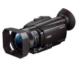 Sony FDR-AX700