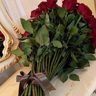 I love flowers.