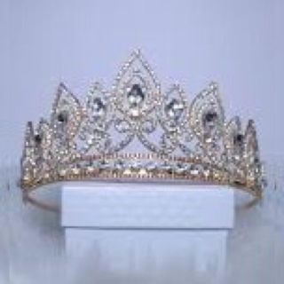 QUEEN OF QUEEN