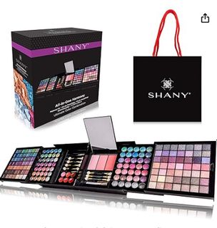makeup kit