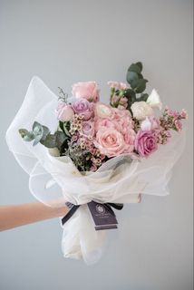 BOUQUET OF FLOWERS