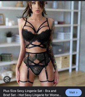 Black lingerie brief set