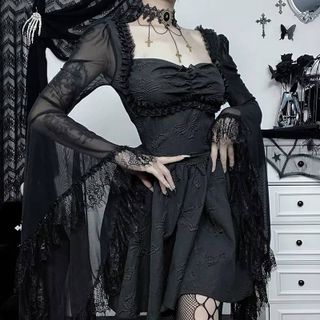 gothic style dress (≧◡≦) ♡
