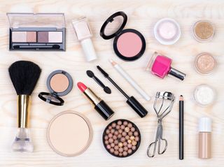 NEW MAKEUP