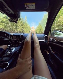 To buy AUDI Q8