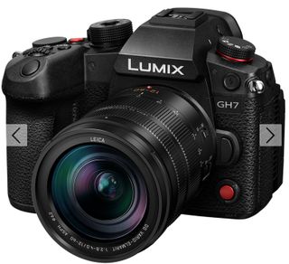 Panasonic Lumix GH7 Body + 12-60mm F/2.8-4 Leica