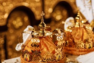 Be a  Queen.